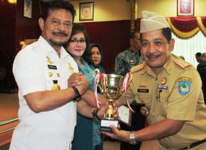 Penghargaan Kelurahan Pelaksana Terbaik Gotong Royong Se-Sulsel