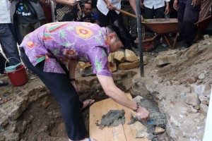 Peletakan Batu Pertama Renovasi Masjid Agung Syekh Yusuf