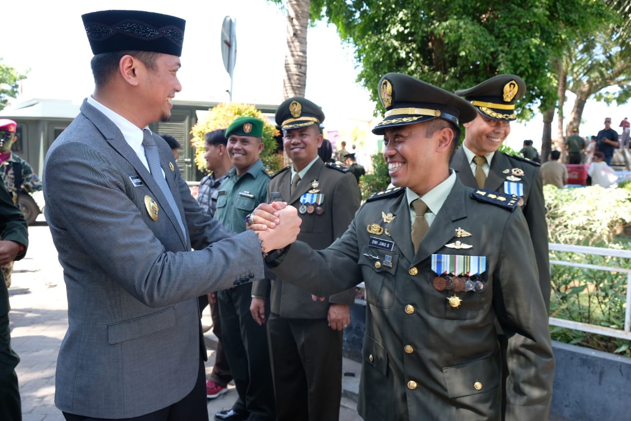 Adnan Hadiri HUT TNI ke -73 Tahun