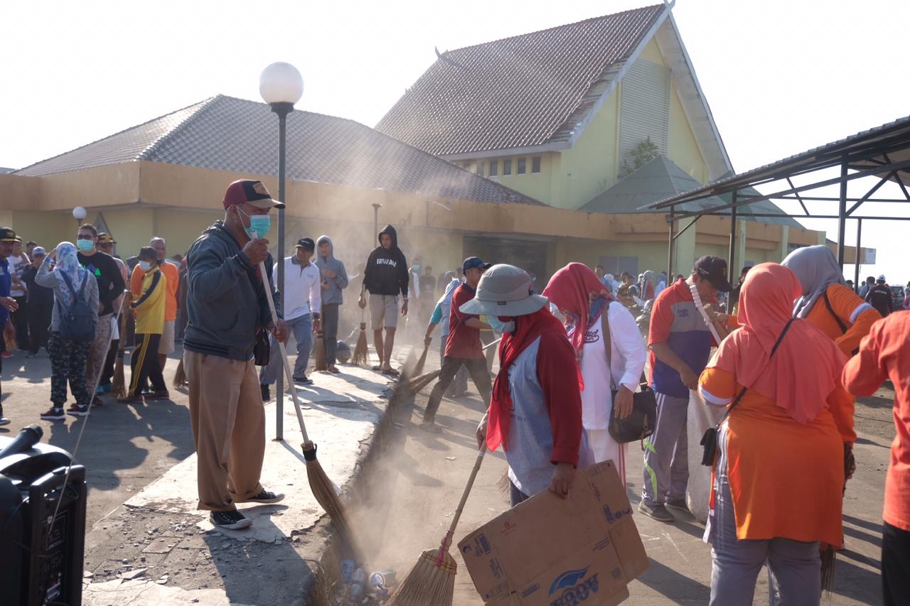 Gowa Lakukan Aksi Bersih Pada Ratusan Titik Diperingatan WCD