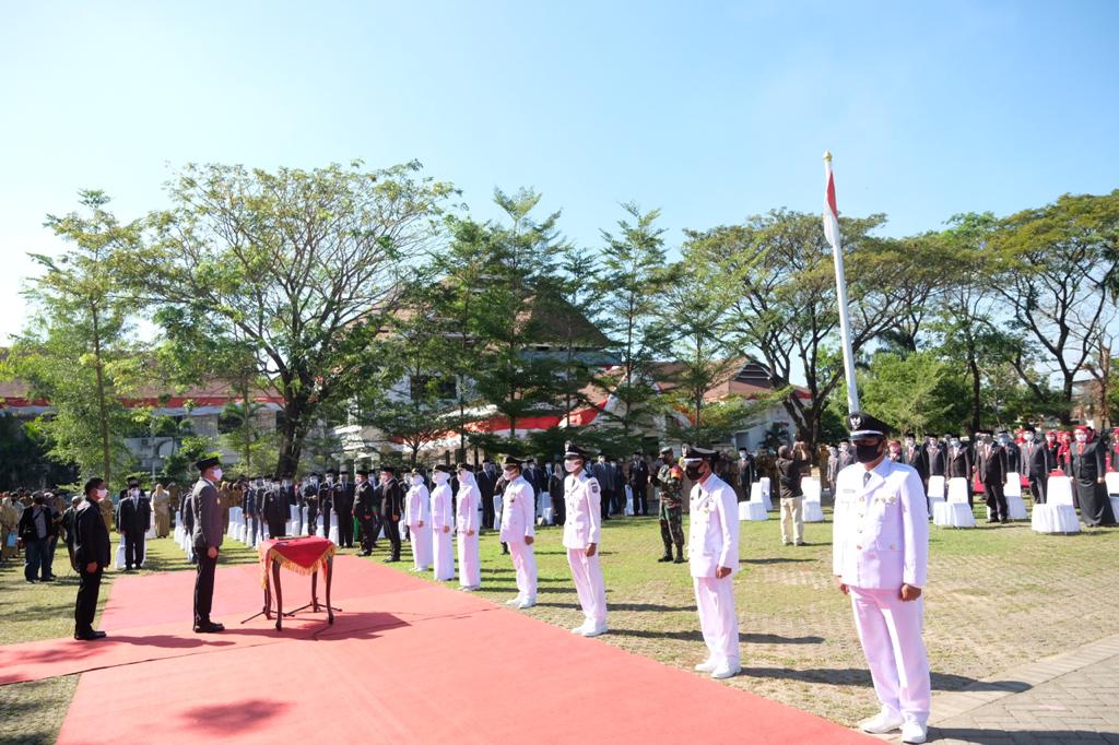 Adnan Lantik 76 Pejabat Tinggi Pratama, Administrator dan Pengawas Lingkup Pemkab Gowa