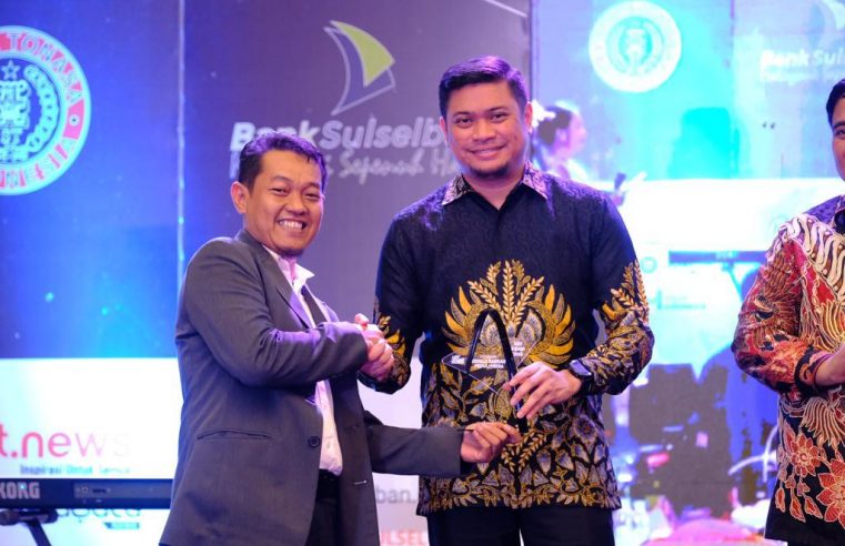 Peduli Media, Bupati Adnan Raih SMSI Sulsel Award 2023