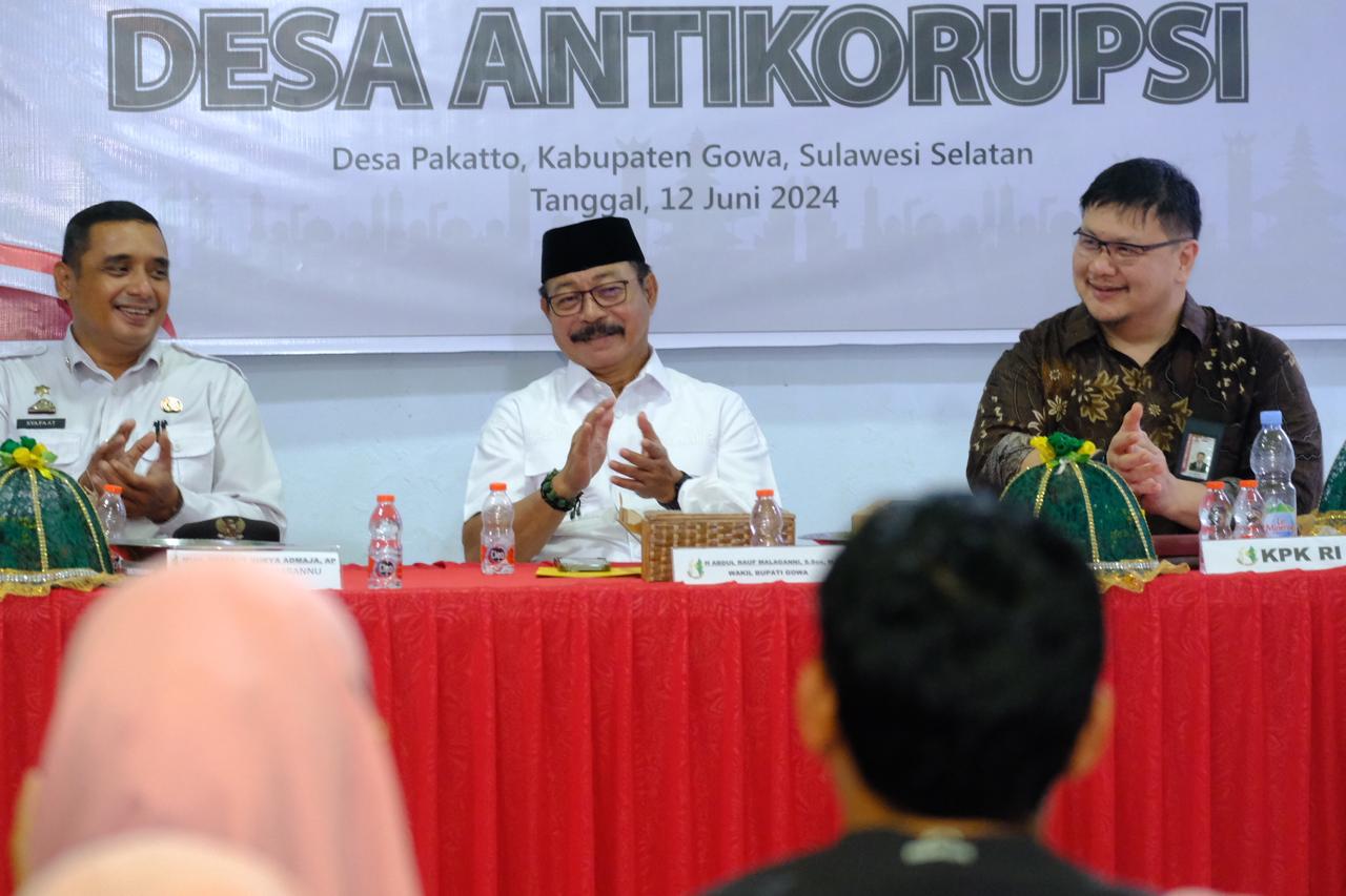 Wabup Gowa Terima Tim Monitoring KPK RI di Desa Pakkatto