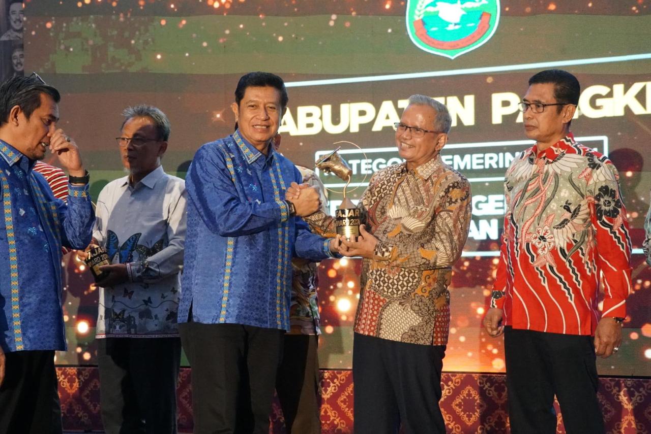 Peduli RTH dan Ruang Publik, Pemkab Gowa Raih Penghargaan di Fajar Award 2024 