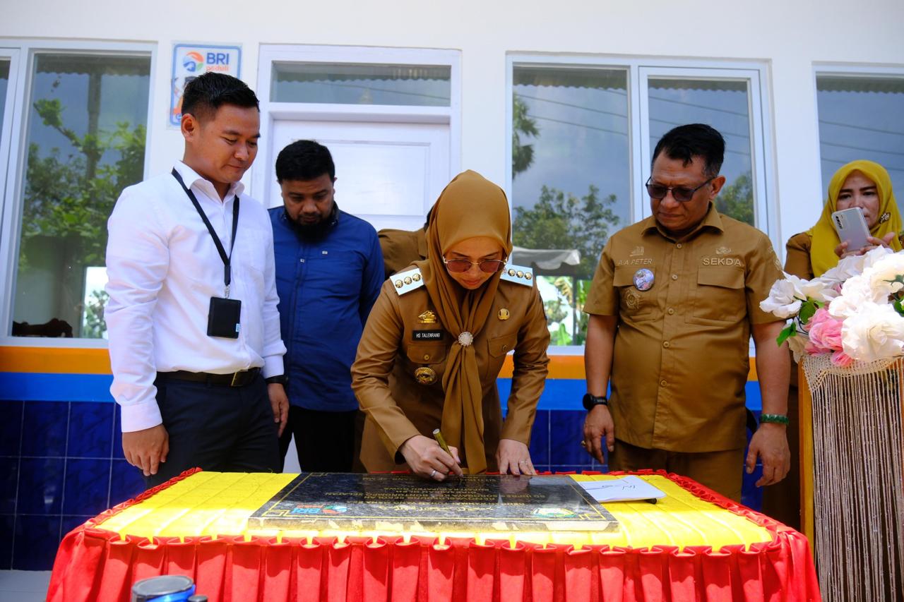 Bupati Gowa Resmikan Renovasi Gedung SDI Sorobaya