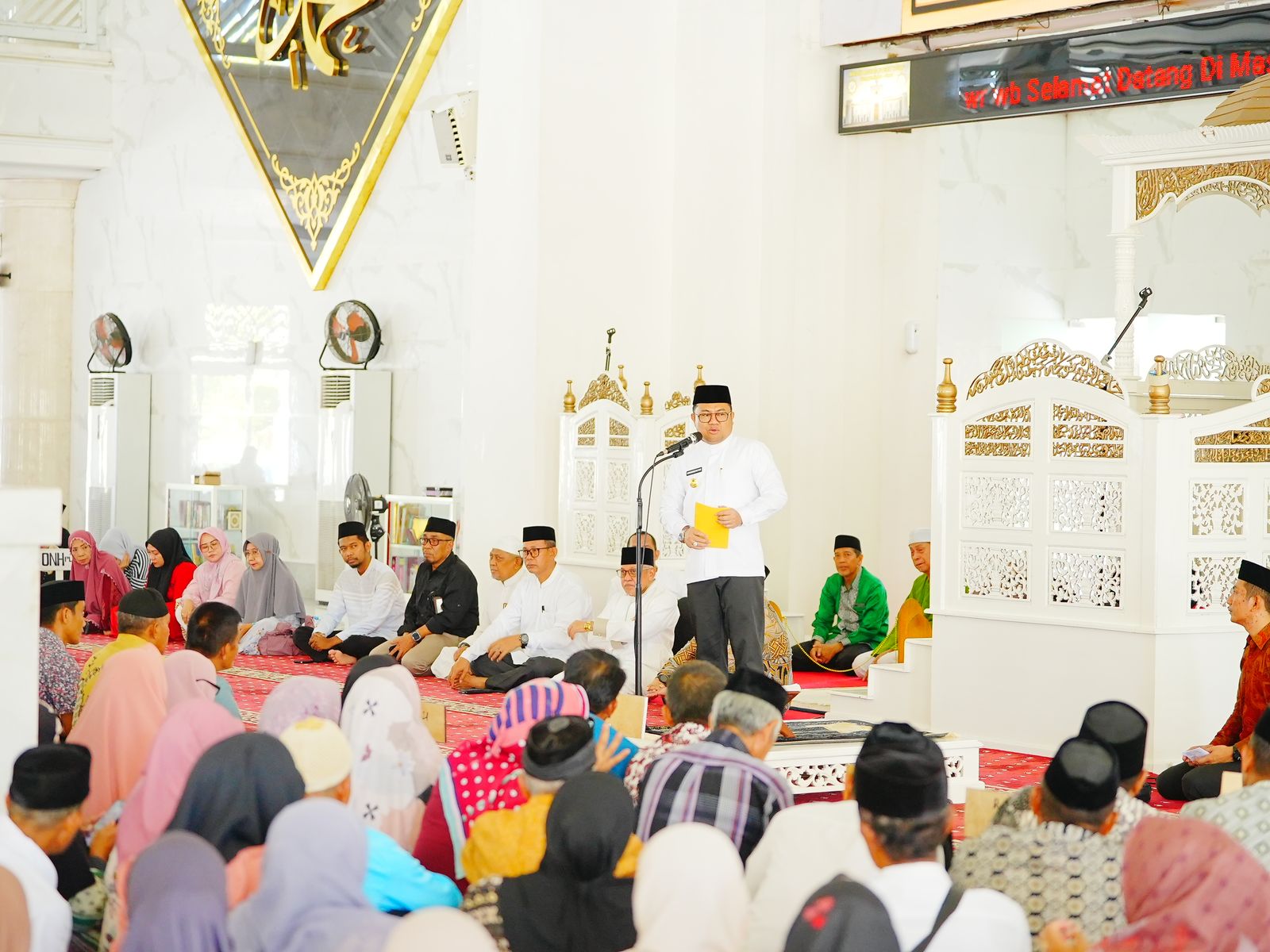 Wabup Gowa Resmi Tutup Bimbingan Manasik Haji KBIH Syekh Yusuf