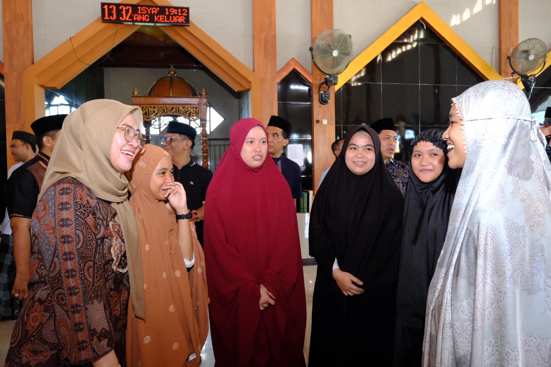 Berikan Dukungan Ke Kafilah Gowa di STQH XXIII Sulsel, Bupati Husniah Berkunjung Langsung ke Luwu Utara