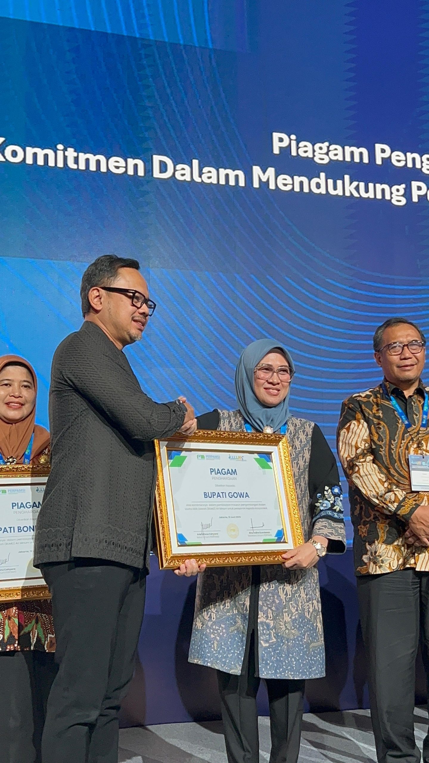 Bupati Gowa Terima Penghargaan PERPAMSI di IWWEF 2025