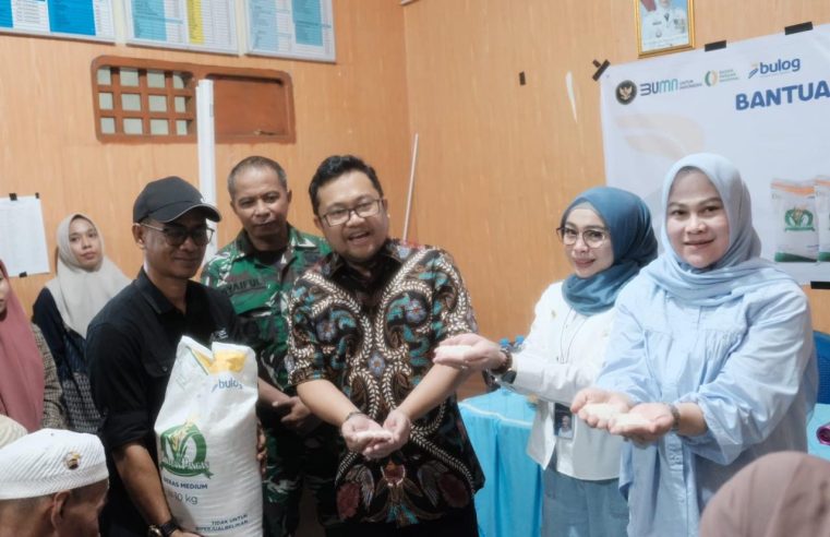 Pemkab Gowa-Bulog Mulai Salurkan Bantuan Pangan Beras ke Masyarakat
