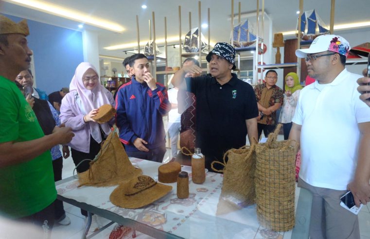 Wabup Gowa Kenalkan Produk Khas Daerah ke Ketua MPR RI