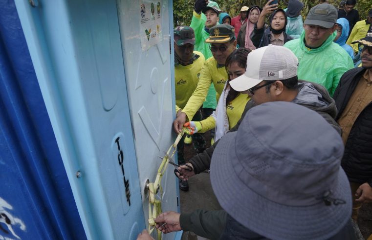 Wabup Gowa Ajak Komunitas Pencinta Alam Bersih-bersih Sekitaran Gunung Bawakaraeng