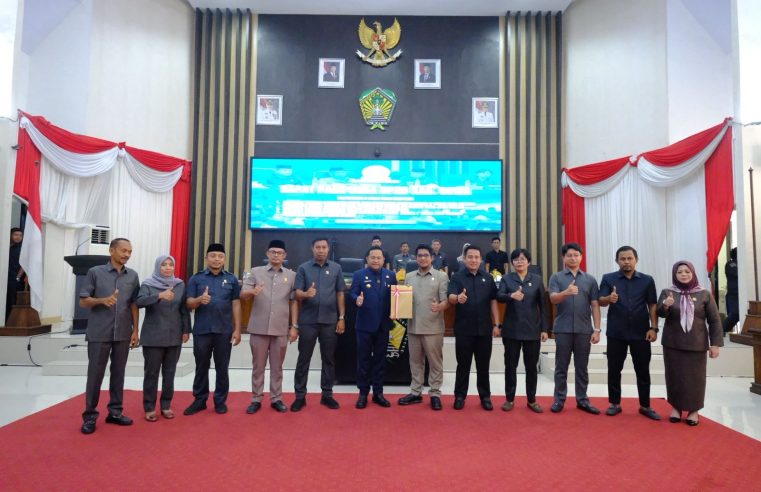 Pemkab Gowa Serahkan Tiga Ranperda Strategis Dukung Tata Kelola dan Peningkatan Pelayanan Publik