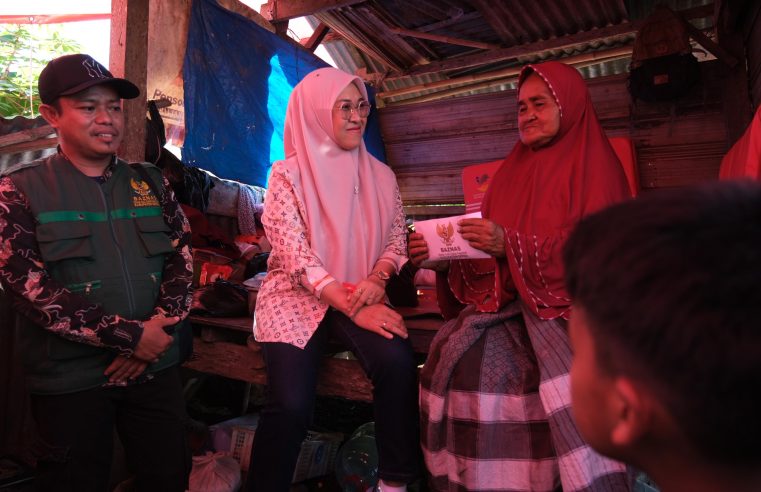 Kunjungi Korban Kebakaran, Bupati Gowa Salurkan Bantuan dan Rehabilitasi Rumah