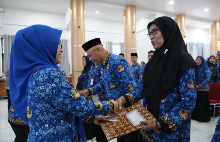 Serahkan SK Penugasan, Bupati Gowa Sebut Kepemimpinan Sekolah Harus Berbasis Kompetensi