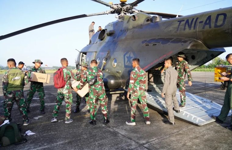Jalur Darat Terputus, Kota Langsa Terima Bantuan 1,5 Ton via Helikopter