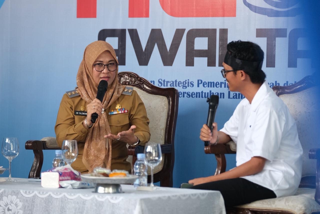 Narasumber Dialog Publik SSI, Bupati Gowa Sebut Pemerintah Hadir Untuk Layani Masyarakat
