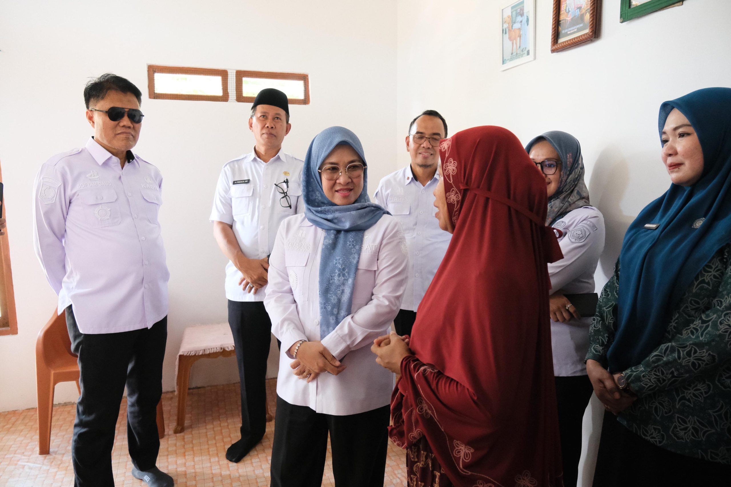Bupati Gowa Pastikan Bantuan Bedah Rumah untuk Warga Miskin Ekstrem Tepat Sasaran